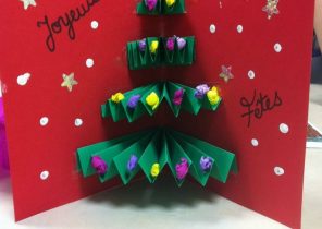 Carte de noel avec cadeau