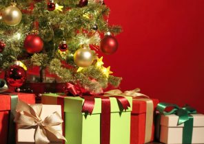 Noel sapin et cadeau