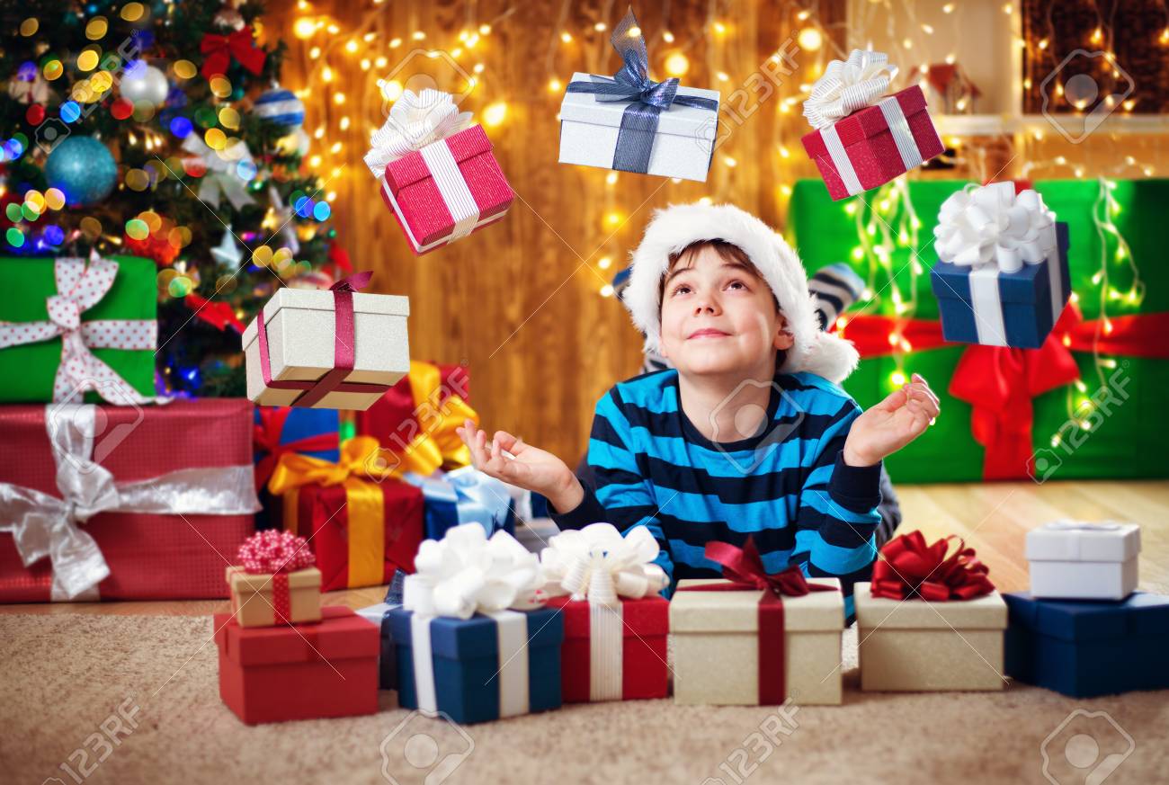 Cadeau de noel allongé