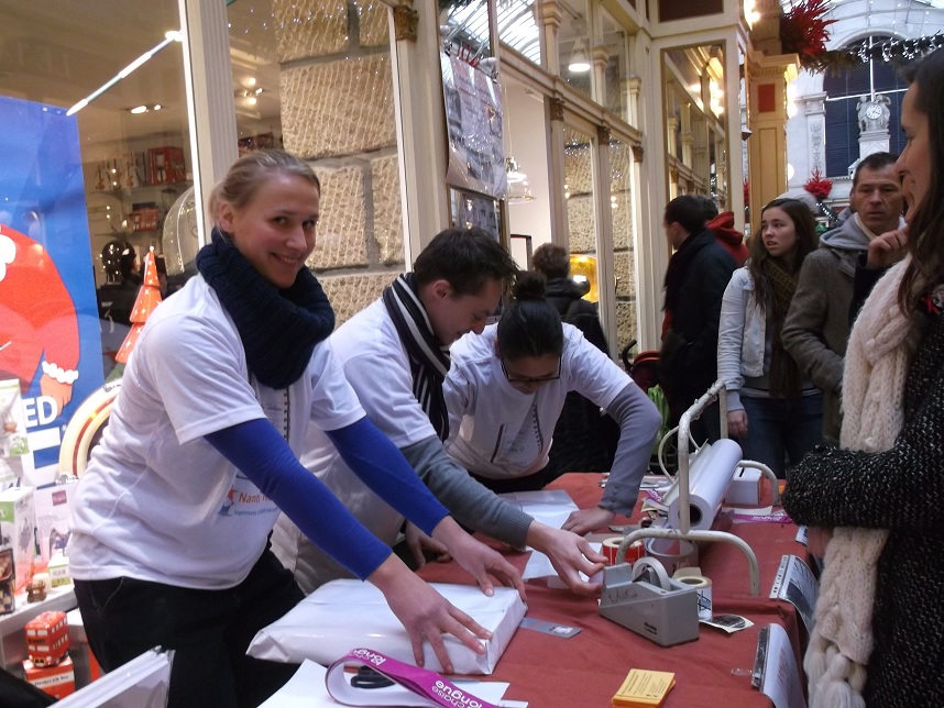 Association papier cadeau noel