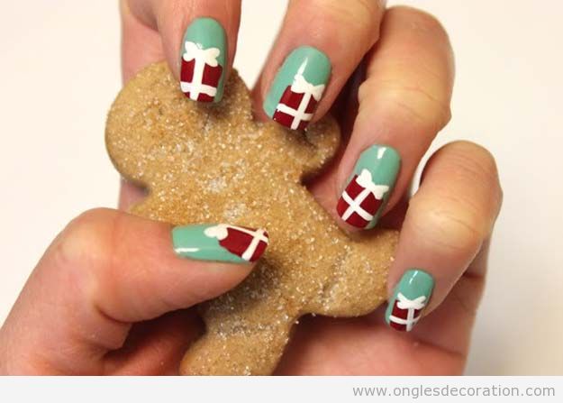 Ongle cadeau de noel