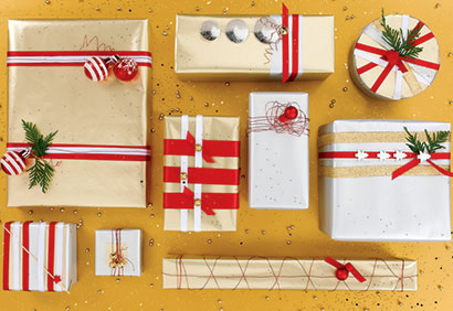 Emballage cadeau maison noel