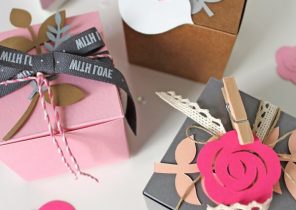 Fleur paquet cadeau noel