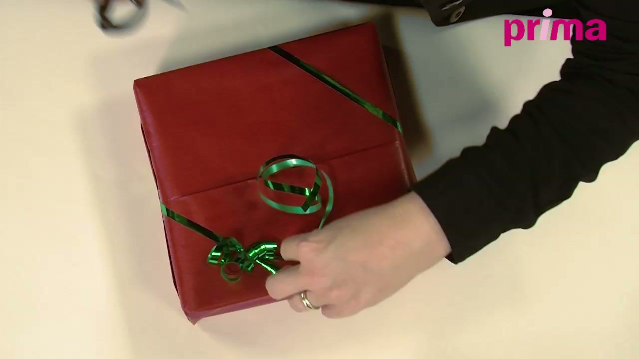 Emploi emballage cadeau noel