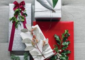 Image de cadeau de noel emballer