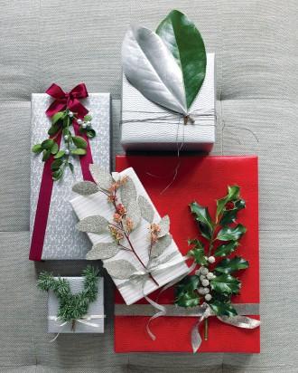 Image de cadeau de noel emballer