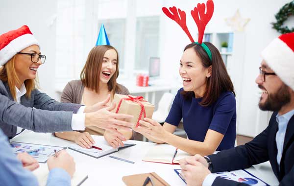 Qui offre cadeau noel