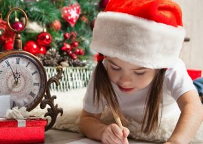 Enfant cadeau noel
