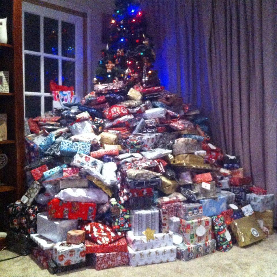 Montagne de cadeau de noel