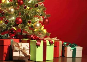 Cadeau de noel sous sapin